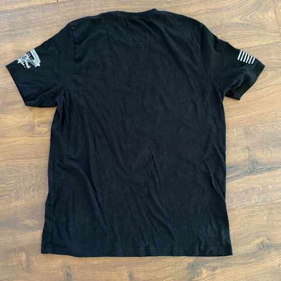 2 Pack XL T-Shirts Howitzer Patriot Olive Green Graphic AND Black Lion Freedom T - Picture 8 of 8